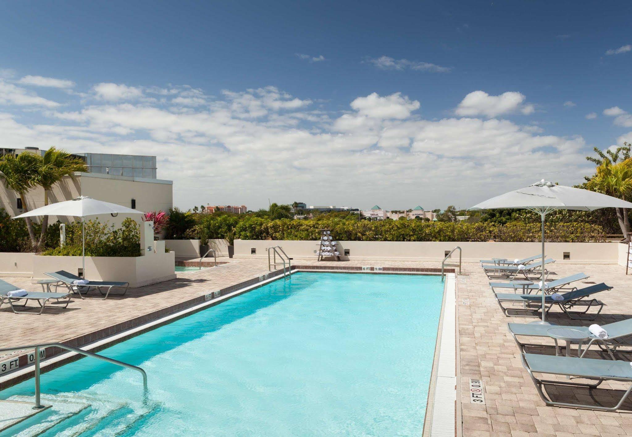 Fort Lauderdale Marriott North Hotel Exterior photo